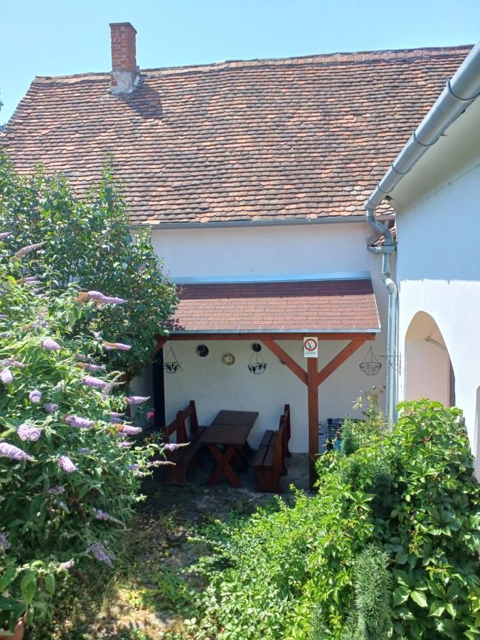 Blues Ryokan Kőszeg Dış mekan fotoğraf